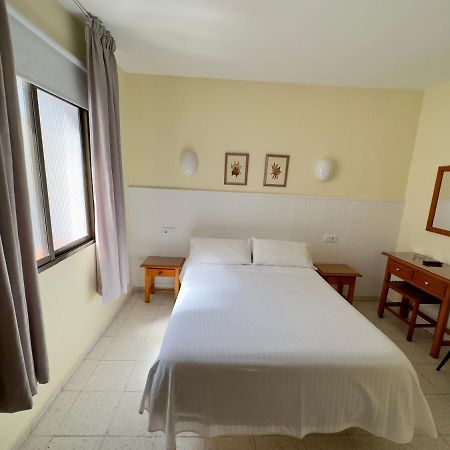 Hotel Cabello Torremolinos Luaran gambar