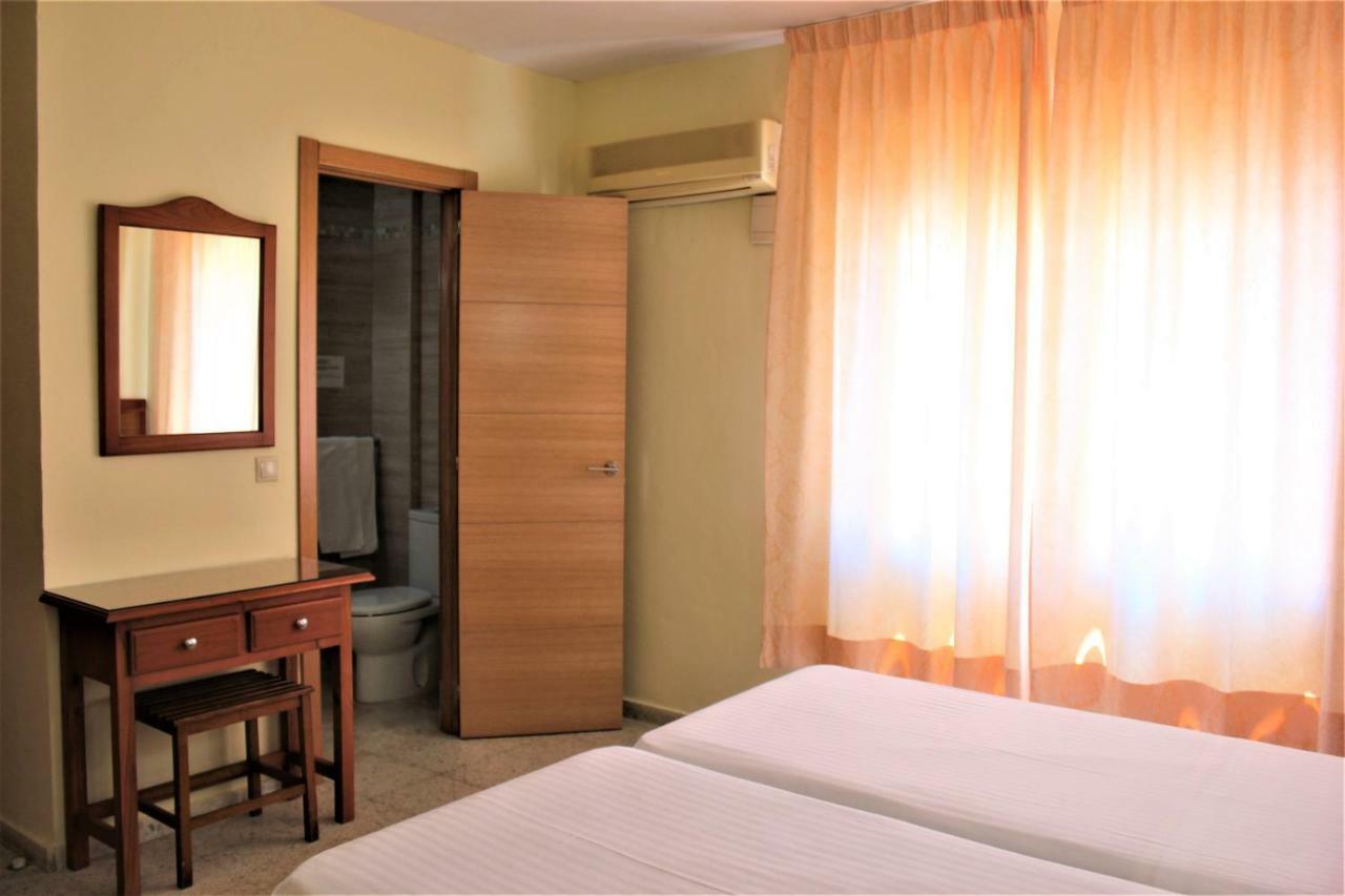 Hotel Cabello Torremolinos Luaran gambar